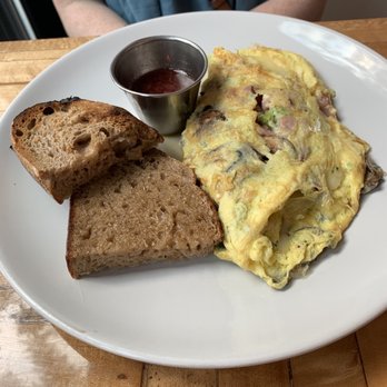 The Early Bird Eatery - Ham & Mushroom Omelette - Breakfast & Brunch Near Me - South Bend, Indiana The Early Bird Eatery - Ham & Mushroom Omelette - Breakfast & Brunch Near Me - South Bend, Indiana