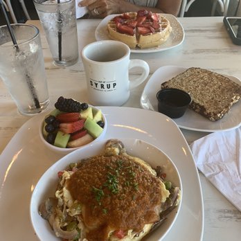SYRUP - St Charles - This is the power veggie scramble with egg whites and multi grain bread accompanied by a dish of fresh fruit - Breakfast & Brunch Near Me - St. Charles, Illinois SYRUP - St Charles - This is the power veggie scramble with egg whites and multi grain bread accompanied by a dish of fresh fruit - Breakfast & Brunch Near Me - St. Charles, Illinois