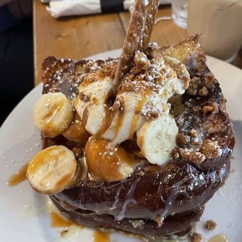 Honeybear Cafe - Simply Thick French Toast  Cookie Butter & Banana - Breakfast & Brunch Near Me - Chicago, Illinois