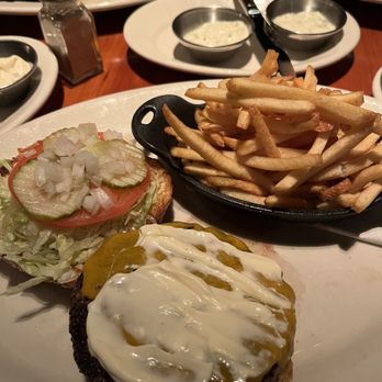 Third and Hollywood - Hollywood burger - New American Near Me - Columbus, Ohio Third and Hollywood - Hollywood burger - New American Near Me - Columbus, Ohio