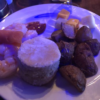 Redwood Cafe - Breakfast buffet - New American Near Me - Modesto, California Redwood Cafe - Breakfast buffet - New American Near Me - Modesto, California