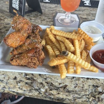 Local Tap & Table - Honey ranch wings - Cajun/Creole Near Me - Dallas, Texas