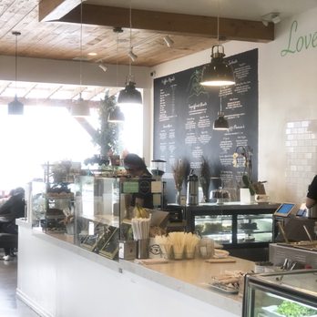 Green Table Cafe - Interior - Cafes Near Me - Los Angeles, California Green Table Cafe - Interior - Cafes Near Me - Los Angeles, California