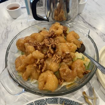 Darda Seafood Restaurant - honey Shrimps With Walnuts - Chinese Near Me - Milpitas, California Darda Seafood Restaurant - honey Shrimps With Walnuts - Chinese Near Me - Milpitas, California