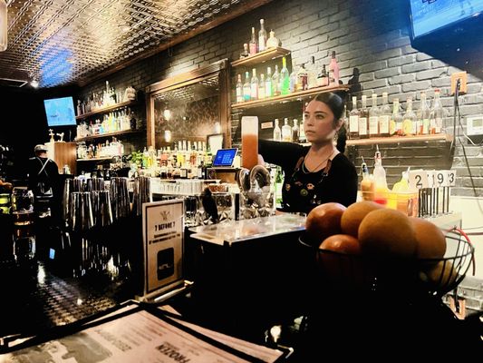 Jethro's Cocktail Lounge by null