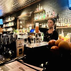 Jethro’s Cocktail Lounge - Bar
