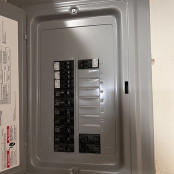 Zair Electric - New installed sub panel and clean job - Electricians Near Me Zair Electric - New installed sub panel and clean job - Electricians Near Me