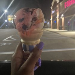 Ritter's Frozen Custard - Cookies N Creme cake cone