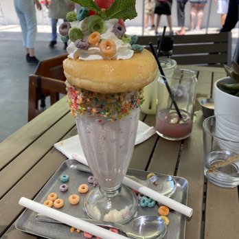 Lake Park Diner - Cereal milkshake - New American Near Me - Naples, Florida Lake Park Diner - Cereal milkshake - New American Near Me - Naples, Florida