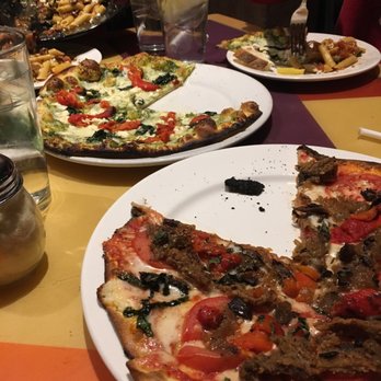 Scarpas - Lots of vegetarian options for a Friday in lent - Pizza Near Me - Albuquerque, New Mexico