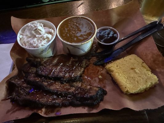 773 Smoke House BBQ & Lounge by null