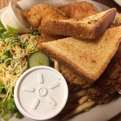 Bulldogs Cafe - Large chicken fried chicken plate