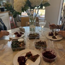 Pizza, rawvioli, beet salad, lasagna