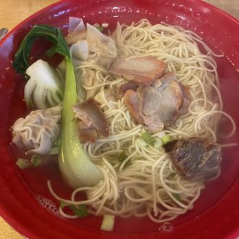 7 Star Dumpling - Wonton soup with noodles. - Dumplings Near Me - Sudbury, Ontario