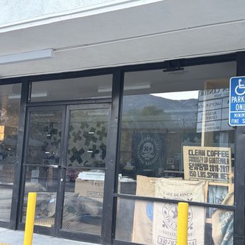 Unincorporated Coffee Roasters - Coffee Roasteries Near Me - Altadena, California