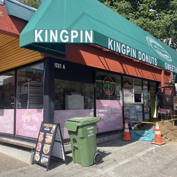 King Pin Donuts - Front of the shop - Donuts Near Me - Berkeley, California