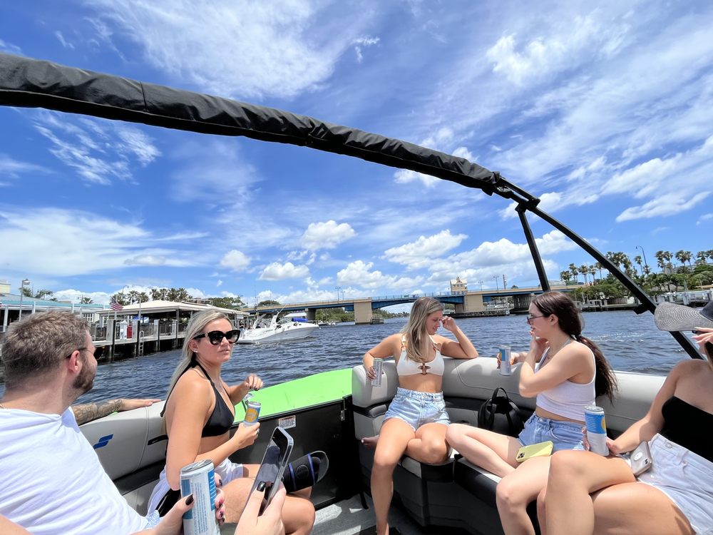 Boats and Floats Rentals, Fort Lauderdale Roadtrippers