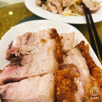 Cheung Hing - Milpitas - Skin is crispy but is so much fat - Dim Sum Near Me - Milpitas, California