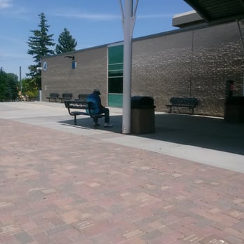 Columbine High School - Middle Schools & High Schools Near Me - Littleton, Colorado Columbine High School - Middle Schools & High Schools Near Me - Littleton, Colorado