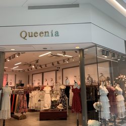 Queenia