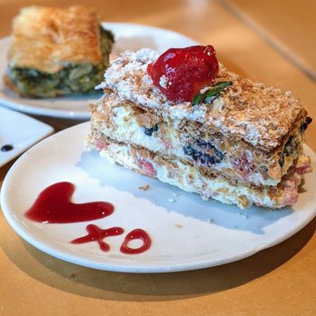 Mia's Bakery - Napoleon (berry) - Bakeries Near Me - Brooklyn, New York