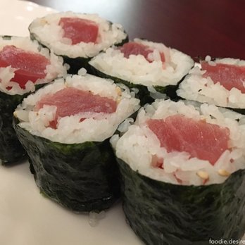 Suki Sushi - Tuna Maki - Sushi Bars Near Me - Waterloo, Ontario