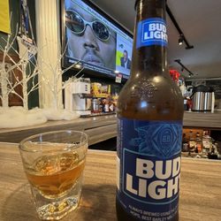 Chargin's Bar & Grill