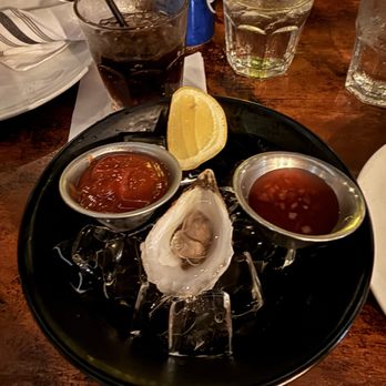 Glass & Vine - Oyster - New American Near Me - Miami, Florida Glass & Vine - Oyster - New American Near Me - Miami, Florida
