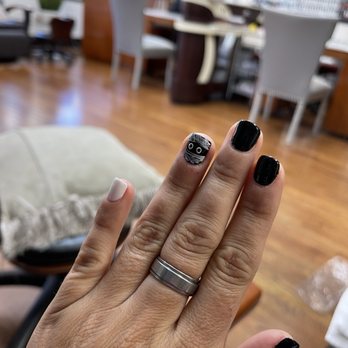Thornhill Salon - Nail Salons Near Me - Oakland, California Thornhill Salon - Nail Salons Near Me - Oakland, California