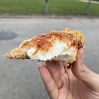Fan-Fan Doughnuts - Guava and Cheese - Donuts Near Me - Brooklyn, New York