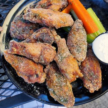Nickel's Pit BBQ - Dill Pickle dry rub wings. - Barbeque Near Me - Watkins Glen, New York Nickel's Pit BBQ - Dill Pickle dry rub wings. - Barbeque Near Me - Watkins Glen, New York