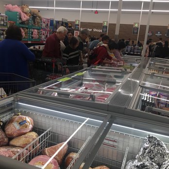 ALDI - Everyone going crazy for the pork ribs - Grocery Near Me - Alhambra, California