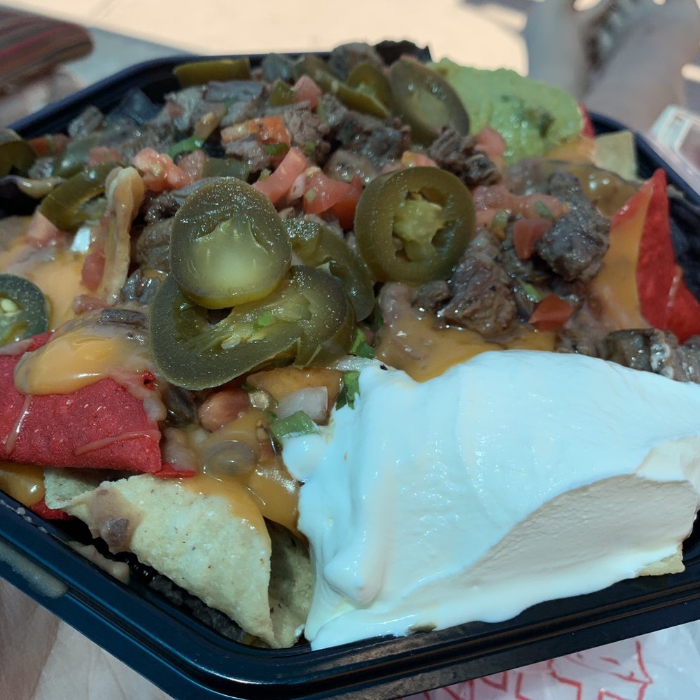 Carne asada nachos Carne asada nachos