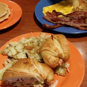 Sam's No 3 - Huge portions - Breakfast & Brunch Near Me - Denver, Colorado Sam's No 3 - Huge portions - Breakfast & Brunch Near Me - Denver, Colorado