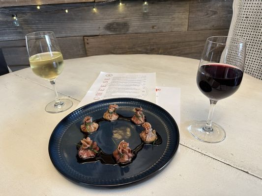 Petaluma Cheese Shop / Barber Cellars Winery by null