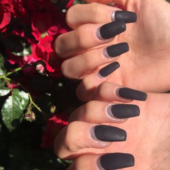 Y2K Nails - Silver detailing with matte black color by Melissa - Nail Salons Near Me - Davis, California