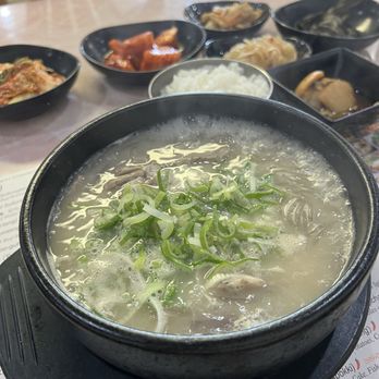 Wooga Sullungtang - IG: happyfoodietown - Korean Near Me - Gardena, California