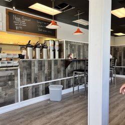 Dallas Bagels - Inside