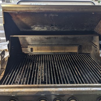 Bar-B-Clean Ventura County - Before - Look at all the baked on soot and grime. - Appliances & Repair Near Me Bar-B-Clean Ventura County - Before - Look at all the baked on soot and grime. - Appliances & Repair Near Me