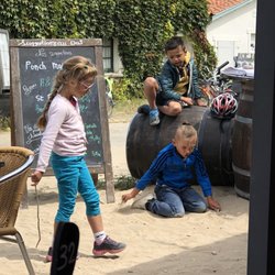 Le Pressoir - This restaurent is children friendly; we were able to enjoy our food without policing our kids