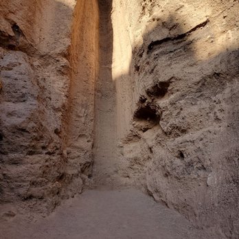 Natural Bridge Canyon - A chute along the hike - Active Life Near Me - Las Vegas, California
