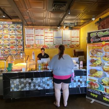 El Balcon Taqueria - Order area - Mexican Near Me - Fair Oaks, California