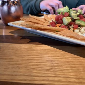 BJ's Restaurant & Brewhouse - Breweries Near Me - Taylor, Michigan