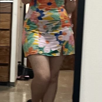 Through the Looking Glass - Dress (30?) that I purchased from Through The Looking Glass (2022) - Antiques Near Me - Oak Ridge, Tennessee Through the Looking Glass - Dress (30?) that I purchased from Through The Looking Glass (2022) - Antiques Near Me - Oak Ridge, Tennessee