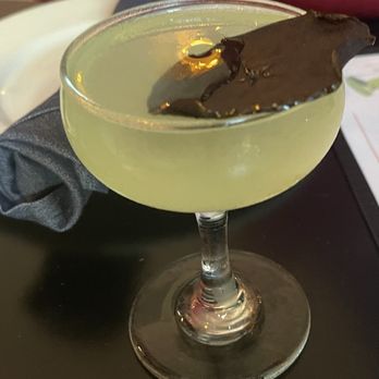 Birdcage Hollywood - Desserts Near Me - Hollywood, California