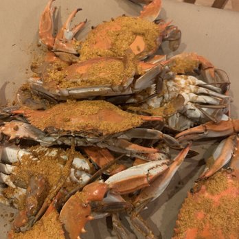 Claws Seafood House - Rehoboth Beach - 1/2 dozen large crabs - Seafood Near Me - Rehoboth Beach, Delaware