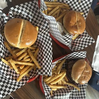 5 Points Deli & Grill - Cheeseburger - Delis Near Me - Montgomery, Alabama 5 Points Deli & Grill - Cheeseburger - Delis Near Me - Montgomery, Alabama