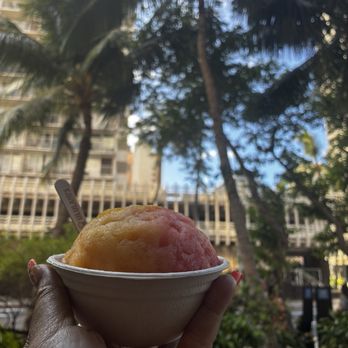 Ululani's Hawaiian Shave Ice - Desserts Near Me - Honolulu, Hawaii Ululani's Hawaiian Shave Ice - Desserts Near Me - Honolulu, Hawaii