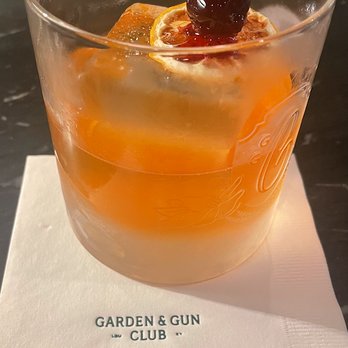 Kentucky Guides - Old Fashioned at the Garden & Gun Club - Historical Tours Near Me