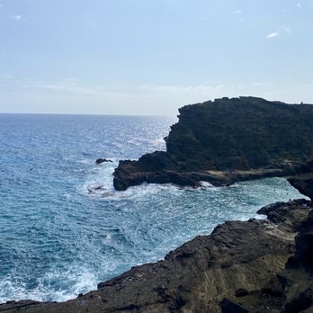 Halona Blowhole Lookout - Lovely! - Beaches Near Me - Honolulu, Hawaii Halona Blowhole Lookout - Lovely! - Beaches Near Me - Honolulu, Hawaii